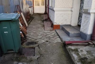 Casa cu 3 camere, curte proprie, Straule?ti, Sector 1 aproape de metrou - 4