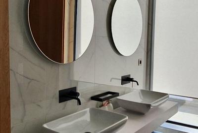 Casă individuală cu 5 camere cu Canalizare în Sisești - 36