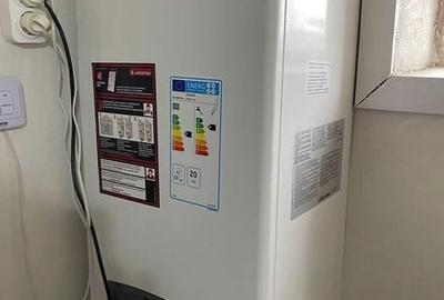 Apartament cu 3 camere decomandat în 9 Mai - 7