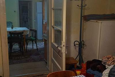 Casă cu 3 camere în Central - 2