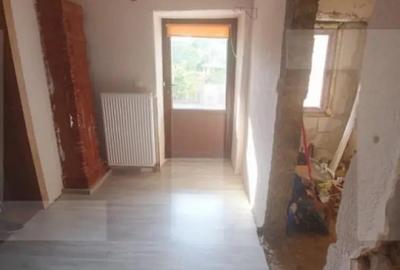 Casă cu 4 camere cu Teren 711 Mp în Vladimirescu - 6