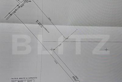 Teren de 4600 mp, în Central