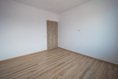 Casă cu 4 camere cu Teren 510 Mp în Balotești - 2
