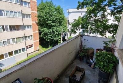 Apartament cu 3 camere decomandat, mobilat în Central - 9