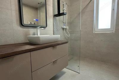 Casă cu 5 camere cu Garaj în Dumbrăvița - 2