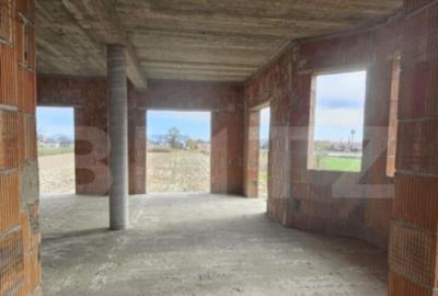 Casa de vanzare 400mp Halmeu | teren generos de 27 arii - 1