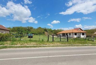 Teren de 1752 mp, în Stremț - 3
