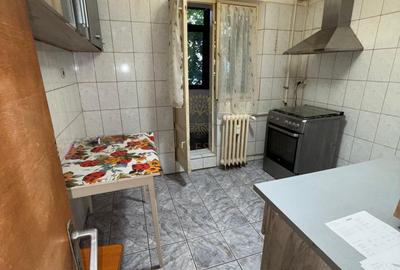 Apartament cu 3 camere decomandat, mobilat în Apusului - 5