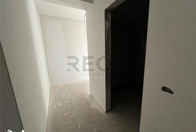 Apartament cu 3 camere decomandat în Orașul Nou - 10