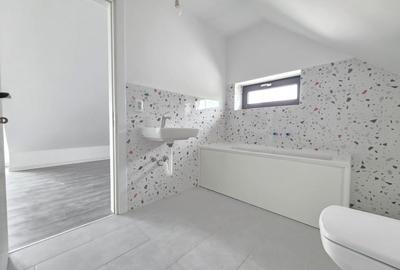 Duplex cu 4 camere, teren 125mp, Codlea - 11