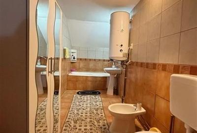 Casa individuala, S+P+M, 5 dormitoare, teren 586mp, zona buna, Harman - 11