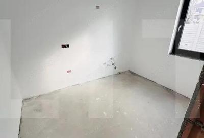 Casă cu 3 camere cu Teren 275 Mp în Vladimirescu - 10