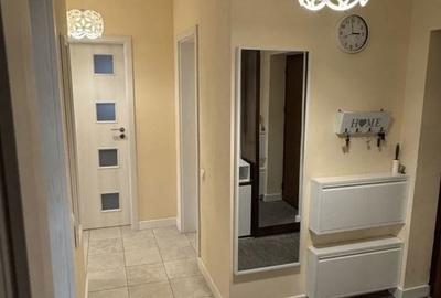 Apartament cu 3 camere decomandat în Apărătorii Patriei - 16