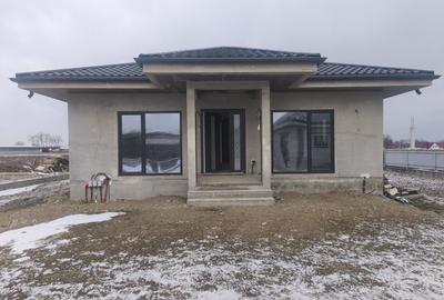 Casa semifinisata 195mp+2000mp teren, zona Volovat, Radauti - 3