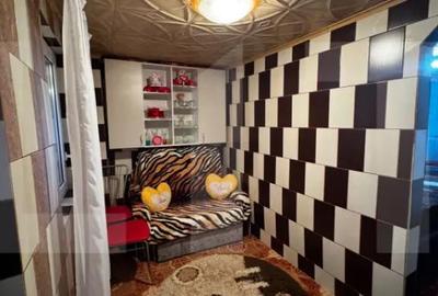 Casă cu 5 camere cu Teren 4700 Mp în Central - 4