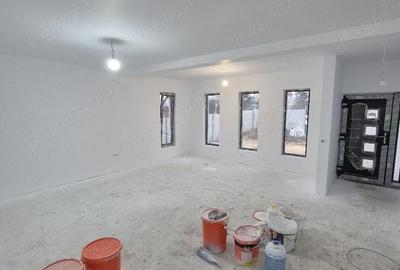 Casă cu 3 camere cu Teren 600 Mp în Exterior Vest - 10
