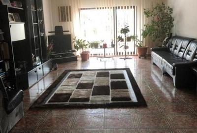 Afumati vila 8 camere , teren 1300 mp , piscina - 6