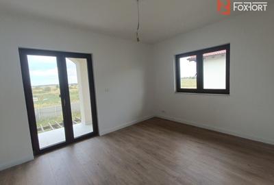 Casă individuală cu 4 camere cu Canalizare în Moșnița Nouă - 16