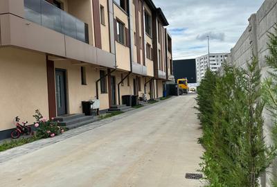 Casă cu 5 camere cu Canalizare în Metalurgiei - 8