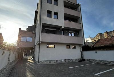 Apartament cu 2 camere decomandat, mobilat în Central - 4