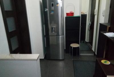 Apartament cu 3 camere semidecomandat în Teiul Doamnei - 5