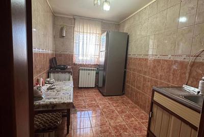 Apartament cu 3 camere decomandat în Central - 4