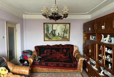 Apartament cu 2 camere decomandat în Radu Negru