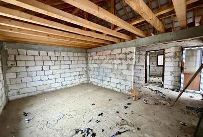 Casă cu Teren 1218 Mp în Vitănești - 18