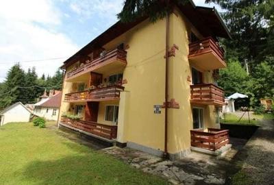 Apartament cu 4 camere decomandat în Central - 1