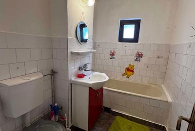 Apartament cu 3 camere decomandat în Central - 2