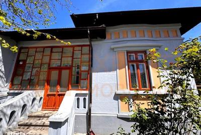 Casă cu 4 camere în Central - 5