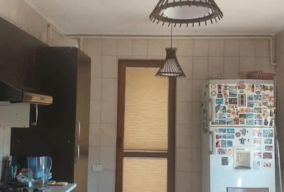 Apartament cu 2 camere nedecomandat în Brâncoveanu