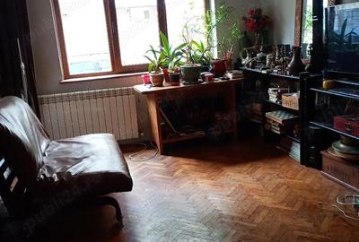 Apartament cu 3 camere decomandat în Autogară