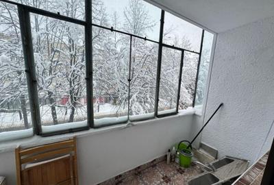 Apartament 2 camere, 55 mp , zona centrala etaj 2 - 3