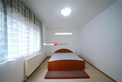 Casă cu 4 camere cu Teren 1133 Mp în Central - 3