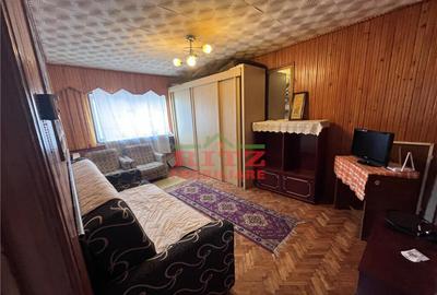 Ap. 2 cam., S=47 mp, decom., et. 2, Zona Steaua - 1