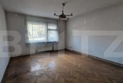 Casă cu 6 camere cu Canalizare în Aurel Vlaicu - 16