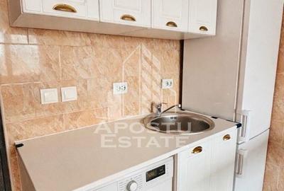 Garsonieră nedecomandată, mobilată în Olimpia-Stadion - 3