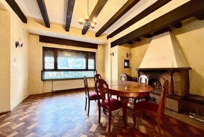 Casă individuală cu 8 camere cu Canalizare în Grădina Icoanei - 3