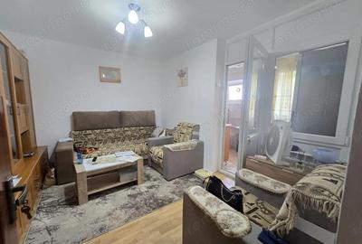 Apartament cu 2 camere decomandat, mobilat în Apărătorii Patriei - 2