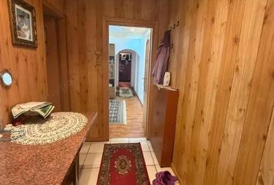 Apartament cu 3 camere semidecomandat în Craiovița Nouă - 10