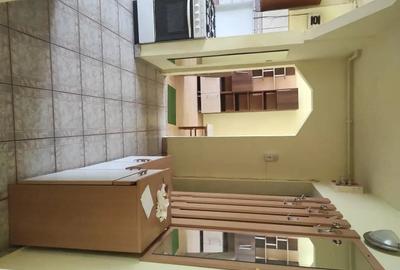 Apartament cu 4 camere semidecomandat în Central - 11