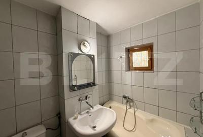 Apartament cu 4 camere decomandat, mobilat în Rovine - 13