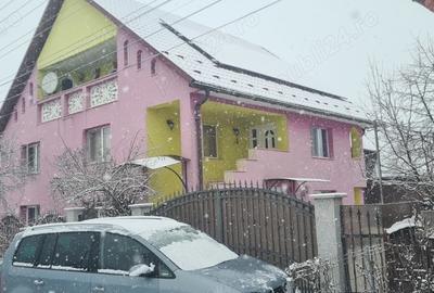 Casă cu 6 camere în Măgurele - 1