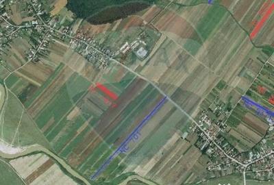 Teren de 4955 mp, în Nuci - 1