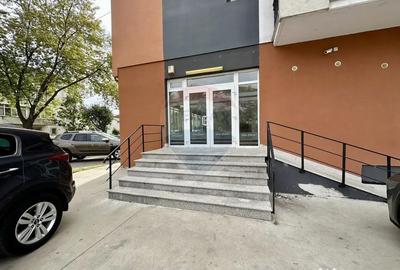 Spațiu comercial, de 220 mp, în Central - 12