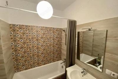 Garsonieră decomandată în Apărătorii Patriei