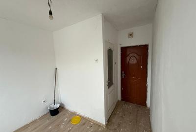 Garsonieră decomandată în Central - 3