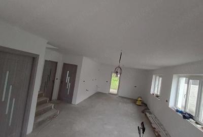 Casă cu Teren 470 Mp în Vinga - 7