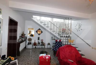 Casă cu 4 camere cu Teren 986 Mp în Central